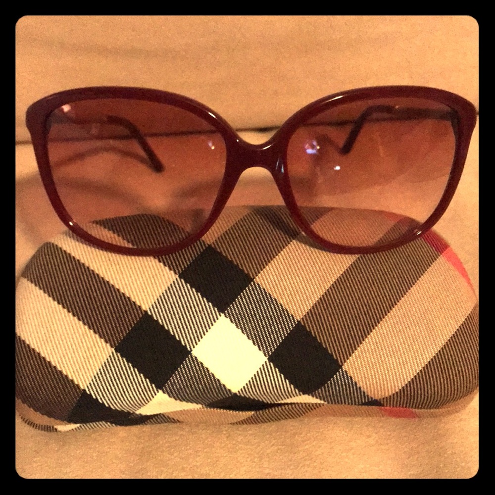Burberry sunglasses